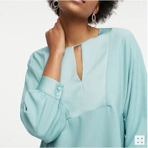 New J Crew Keyhole Vneck Top Satin-back Crepe Small S
